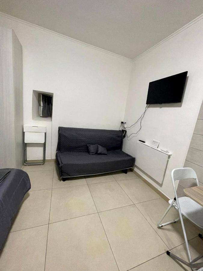 Centro Storico Napoli Suite Bagian luar foto