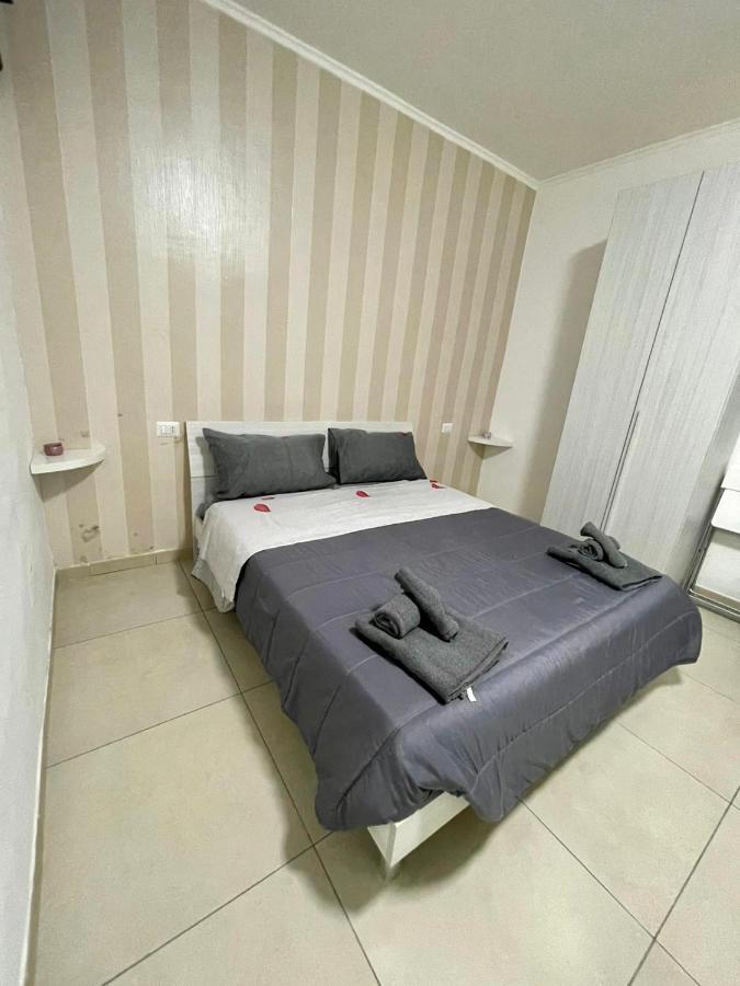 Centro Storico Napoli Suite Bagian luar foto